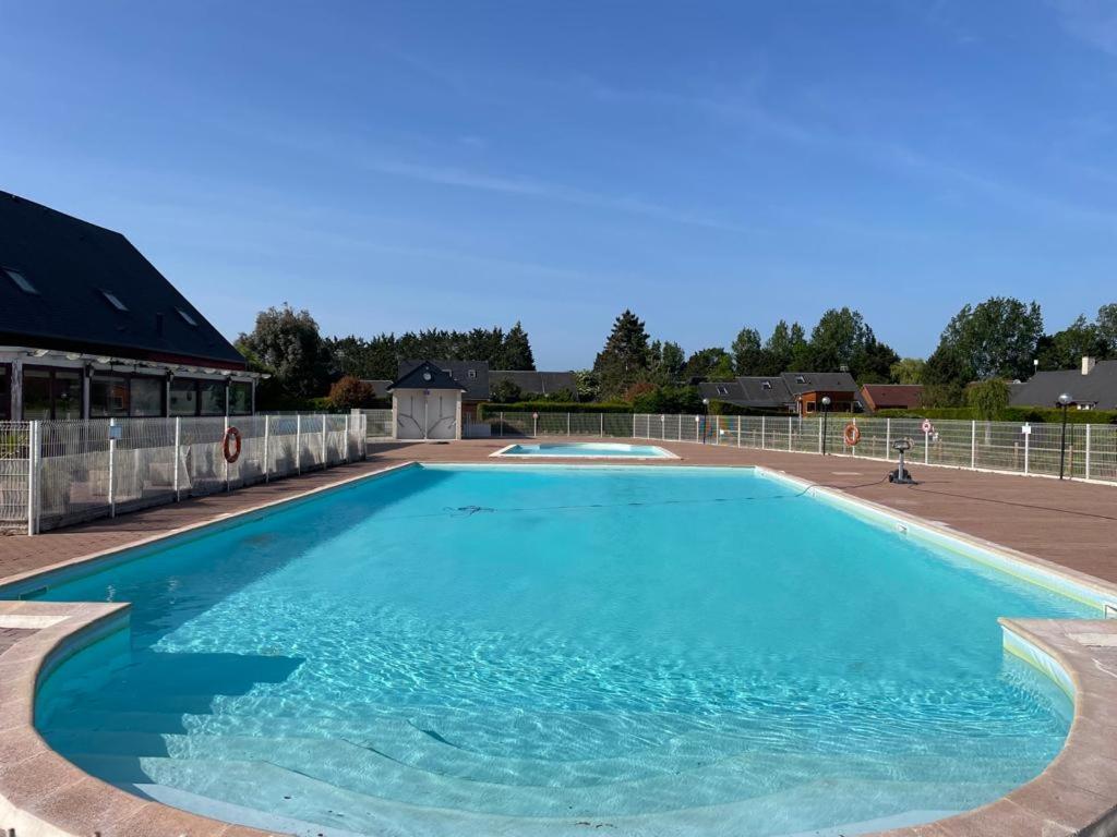 Chalet Renove Cabourg Exterior photo